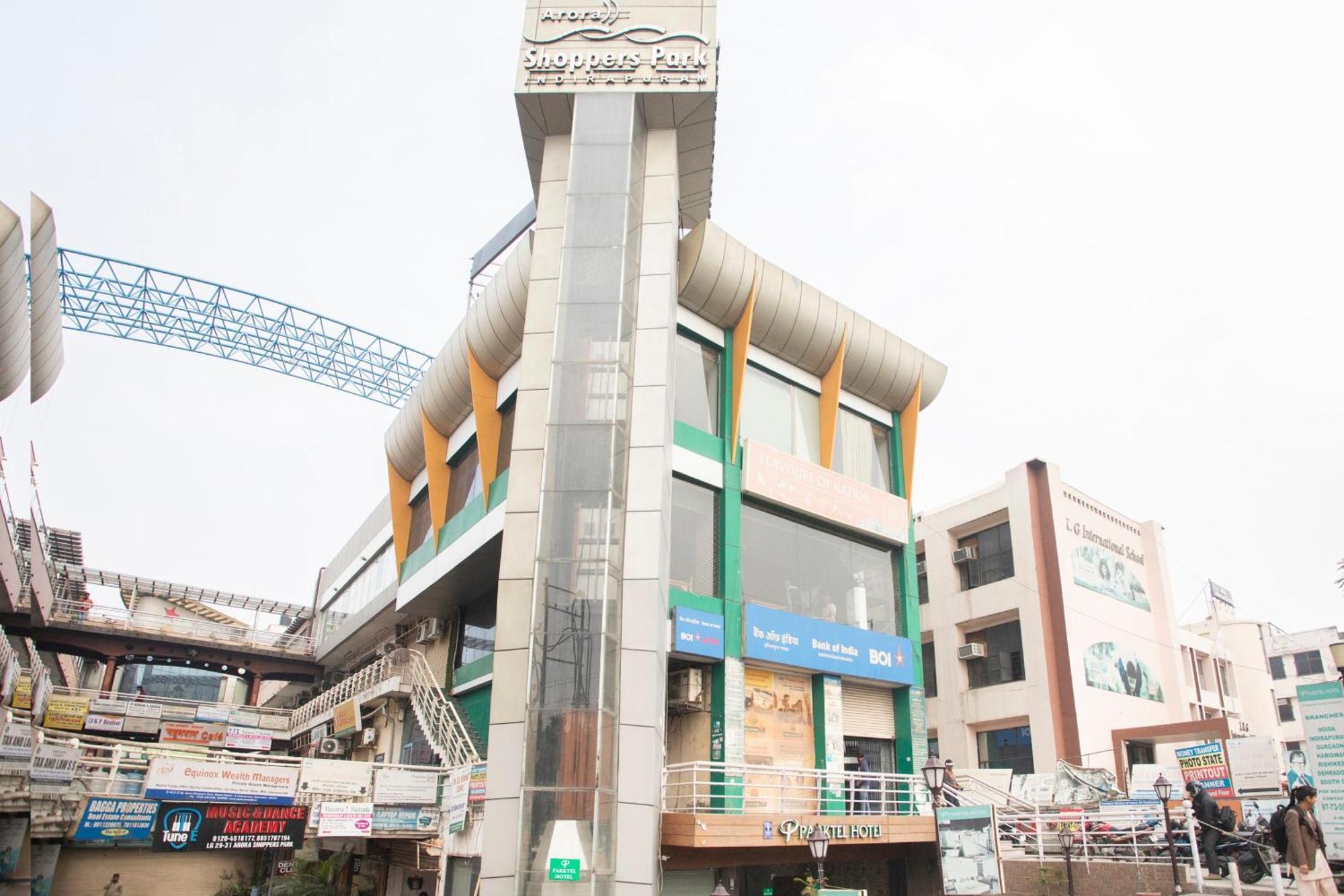 Hotel O Parktel Indirapuram Esterno foto